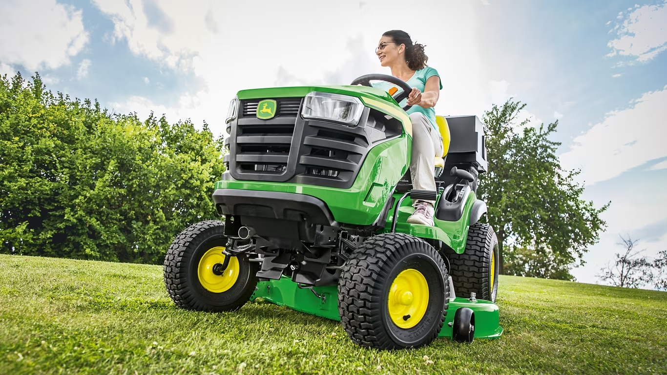 Tweedehands John Deere grasmaaiers: de perfecte keuze voor al je gazononderhoud